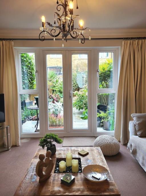 Villa Unique And Stylish 3 Bedroom Townhouse Margate