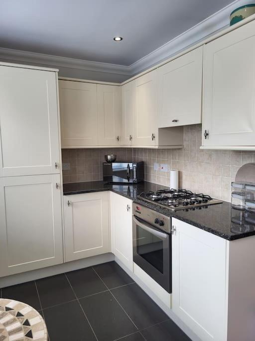 Unique And Stylish 3 Bedroom Townhouse Margate